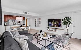 Lux 2B/2B Brickell - Free Parking